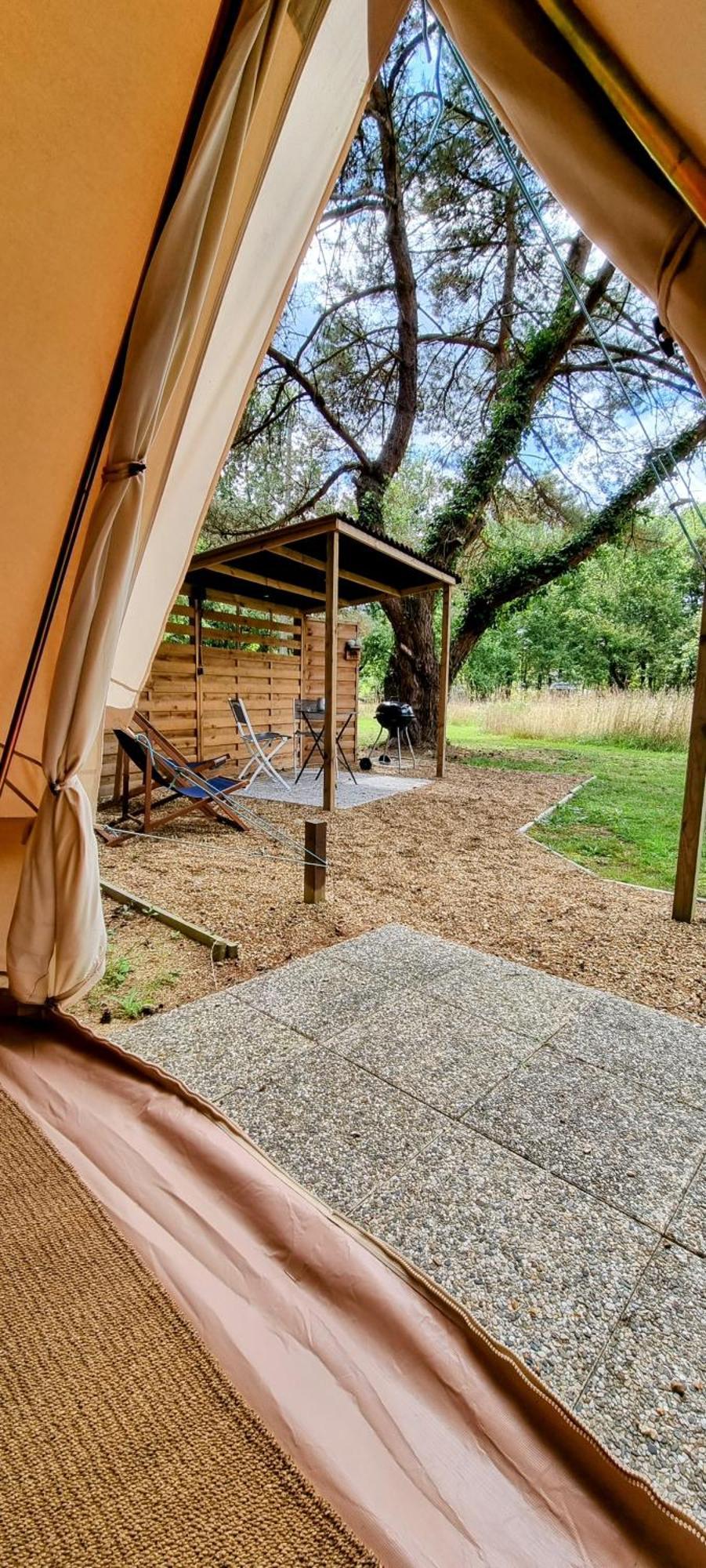 Mouliherne Luxury Bell Tent At Camping La Fortinerie מראה חיצוני תמונה